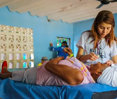 Más de 1.500 habitantes atendidos en la brigada médica de especialistas liderada por GECELCA Mingueo – Guajira